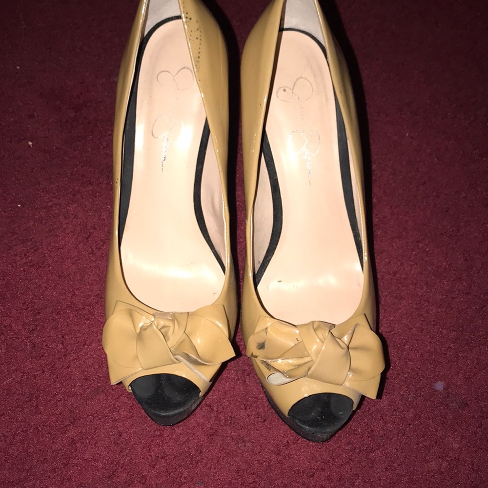 Jessica Simpson heels